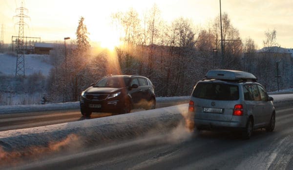 Vintertrafikk ved Kjellerholen.